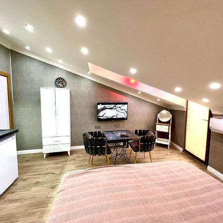 Levent Palace Otel Stdyo Isztambul Kültér fotó